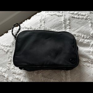 LULULEMON make up bag